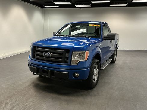 Used 2010 Ford F150 STX AWD/4WD image 1