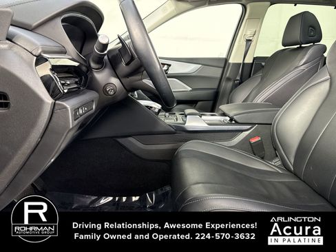 Used 2023 Acura MDX SH-AWD w/ Technology Package image 4