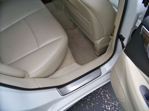 Used 2018 INFINITI Q50 Luxe w/ Sensory Package (Luxe) image 25