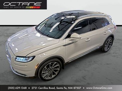 Used 2022 Lincoln Nautilus Reserve w/ Equipment Group 202A AWD/4WD image 1