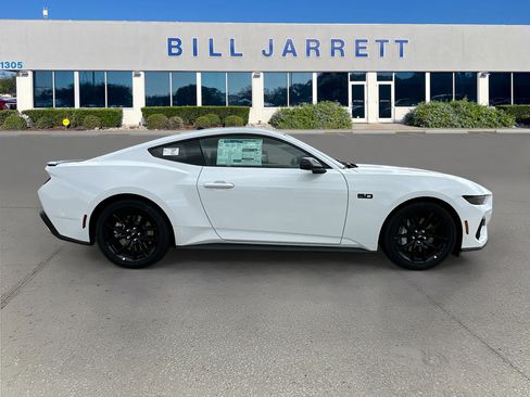 New 2026 Ford Mustang GT RWD image 3