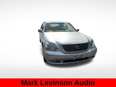 Used 2004 Lexus LS 430 RWD image 8