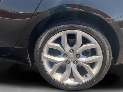 Used 2019 Chevrolet Impala Premier FWD image 30