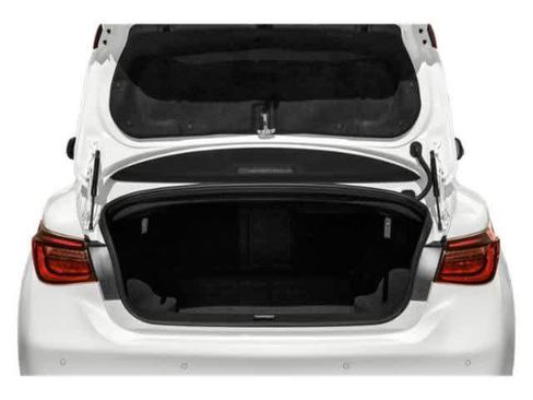 Used 2018 INFINITI Q50 Luxe w/ Sensory Package (Luxe) AWD/4WD image 15