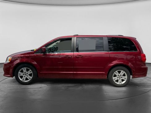 Used 2011 Dodge Grand Caravan Crew w/ Entertainment Group 1 FWD image 6
