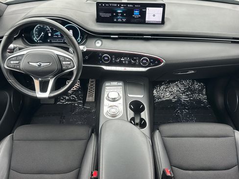 Used 2023 Genesis GV70 2.5T w/ Sport Prestige Package image 13