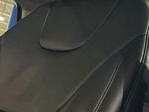 Used 2019 Ford Edge Titanium AWD/4WD image 42