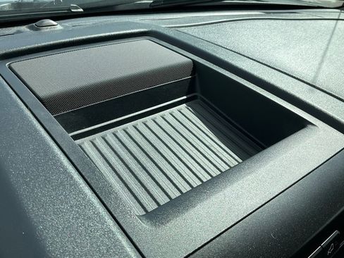 Used 2020 Ford F150 XLT w/ Equipment Group 302A Luxury image 8