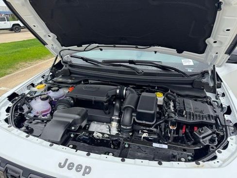 New 2026 Jeep Cherokee Laredo AWD/4WD image 34