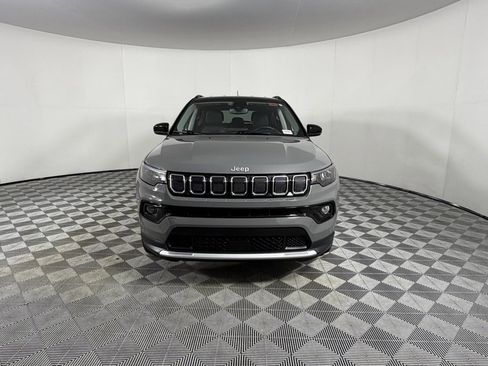 Used 2022 Jeep Compass Limited image 6