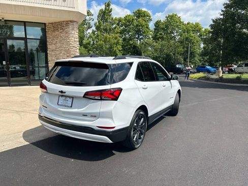 Used 2022 Chevrolet Equinox RS w/ RS Leather Package AWD/4WD image 6