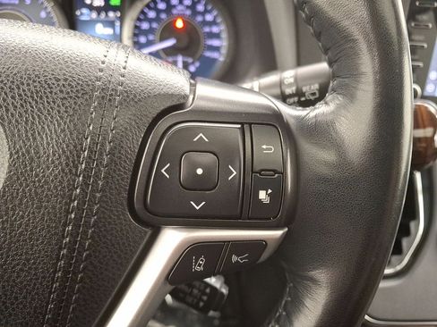 Certified 2019 Toyota Sienna Limited image 18