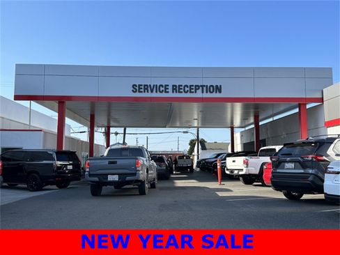 Used 2019 Toyota RAV4 XSE image 36