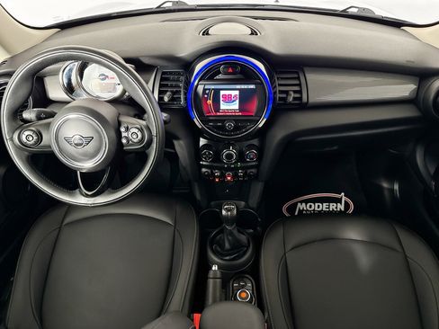 Used 2019 MINI Cooper 2-Door Hardtop image 23