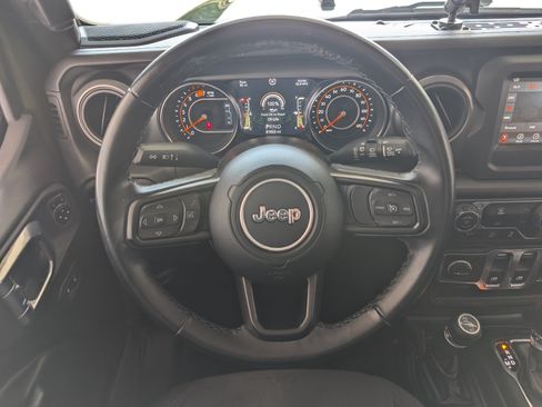 Used 2021 Jeep Wrangler Sport AWD/4WD image 22