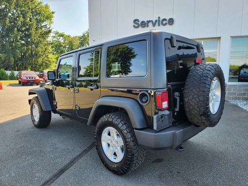 Used 2017 Jeep Wrangler Unlimited Sport w/ Quick Order Package 24S AWD/4WD image 10