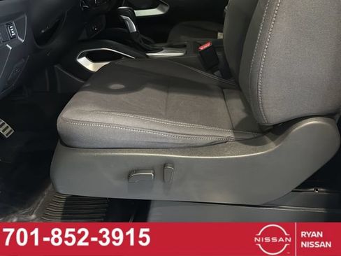 Certified 2022 Nissan Frontier SV AWD/4WD image 34
