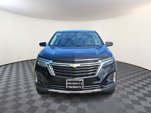 Used 2024 Chevrolet Equinox LT AWD/4WD image 2