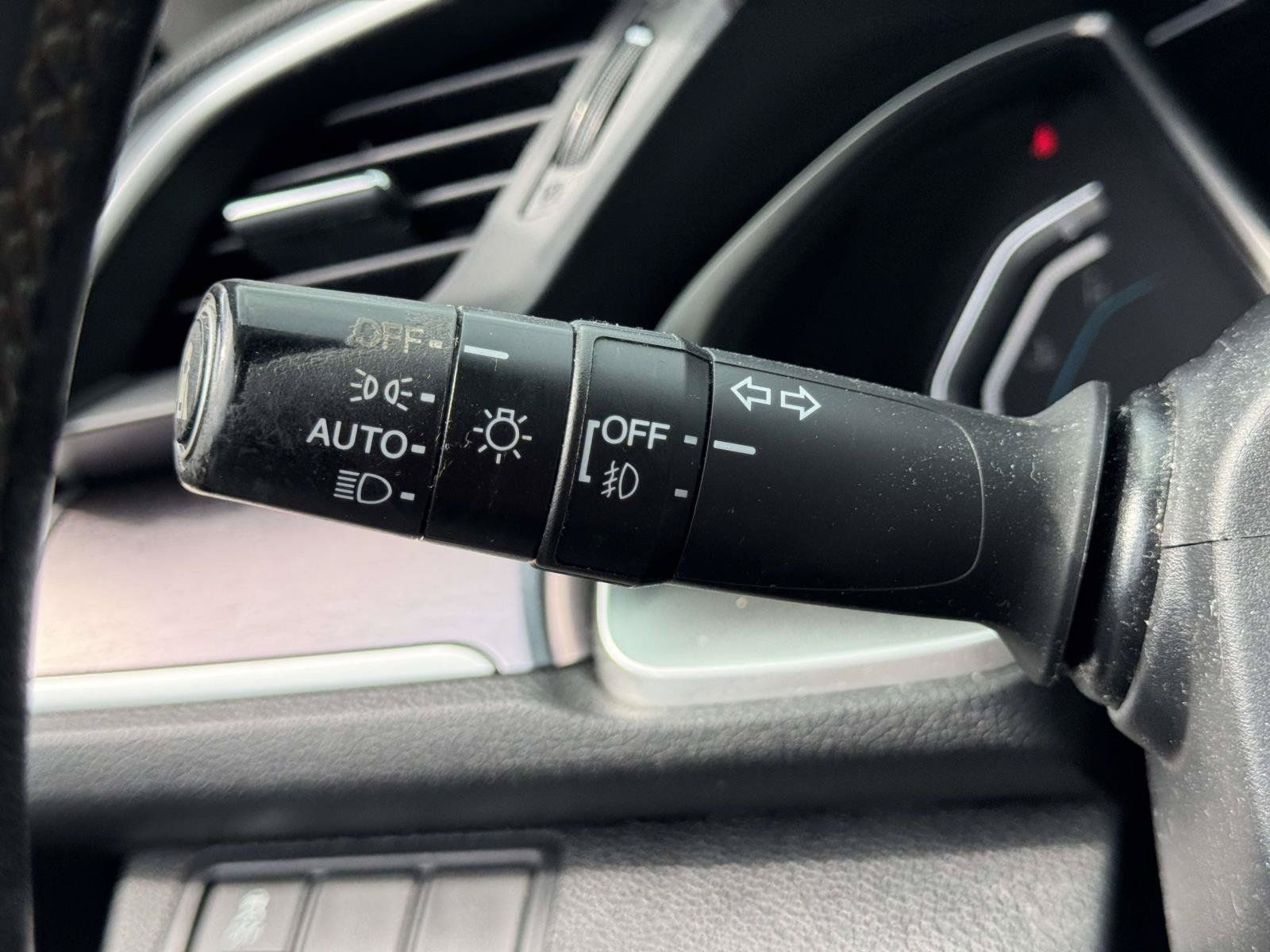 Used 2017 Honda Civic EX-L image 20