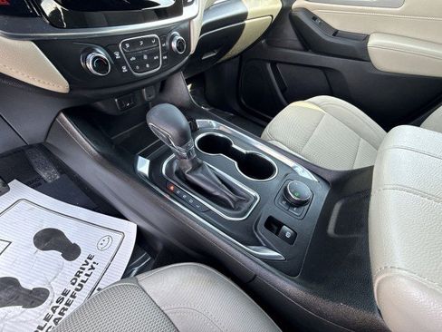 Certified 2022 Chevrolet Traverse LS image 20