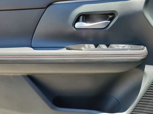 Certified 2025 Nissan Kicks SR w/ SR Premium Package FWD image 16