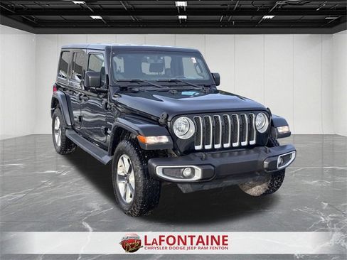 Used 2019 Jeep Wrangler Unlimited Sahara image 7