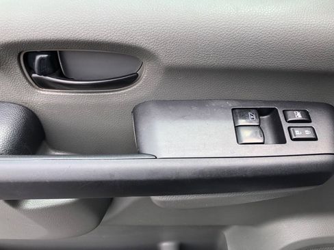 Used 2018 Nissan NV 2500 SL w/ Navigation Package image 16