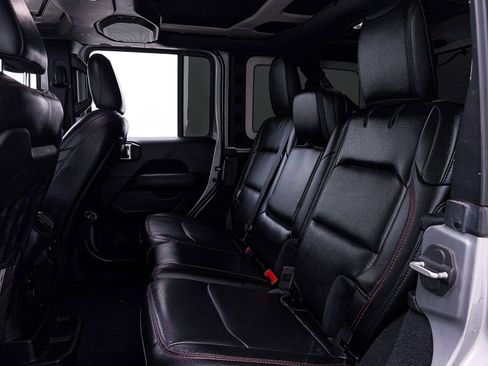 Used 2020 Jeep Wrangler Unlimited Rubicon AWD/4WD image 36