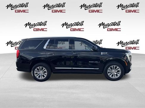 Used 2026 GMC Yukon Denali w/ Sun & Power Step Package AWD/4WD image 2