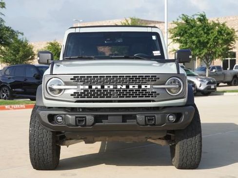 Used 2022 Ford Bronco Badlands AWD/4WD image 2