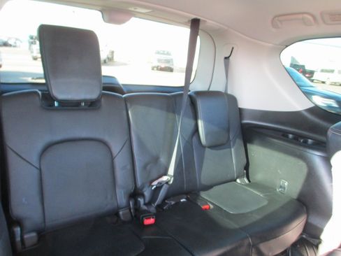 Used 2022 Nissan Armada Platinum w/ Captain's Chairs Package image 26