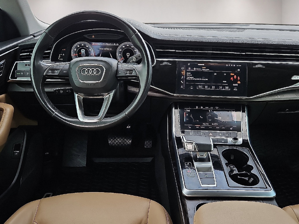 Used 2023 Audi Q8 Premium AWD/4WD image 20