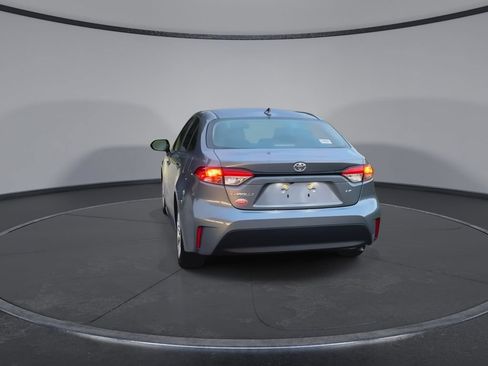 Used 2024 Toyota Corolla LE FWD image 7