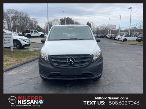 Used 2022 Mercedes-Benz Metris image 7