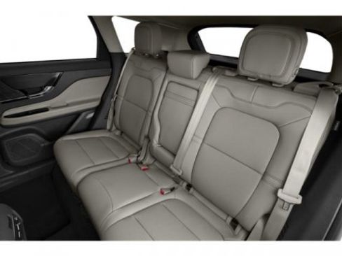 Used 2022 Lincoln Corsair Standard image 13