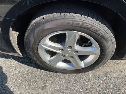 Used 2023 Chevrolet Malibu LS image 10