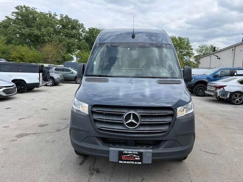 Used 2019 Mercedes-Benz Sprinter 144 image 3