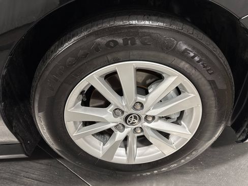 Used 2025 Toyota Camry LE FWD image 14