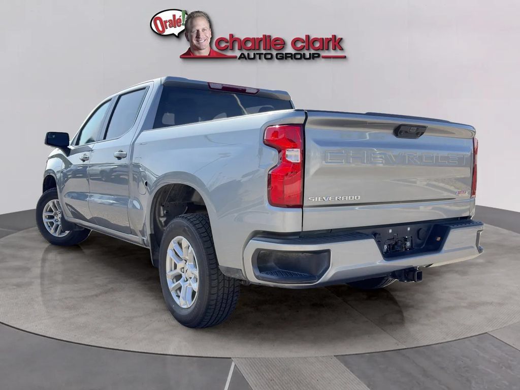 Used 2026 Chevrolet Silverado 1500 RST RWD image 2