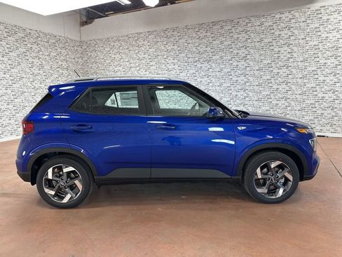 New 2026 Hyundai Venue SEL image 8