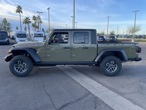 New 2026 Jeep Gladiator Mojave AWD/4WD image 3