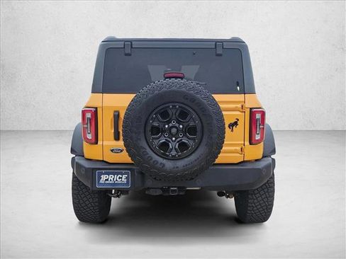 Used 2022 Ford Bronco Wildtrak image 7