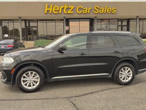 Used 2024 Dodge Durango SXT w/ 3rd Row Seating Group AWD/4WD image 5