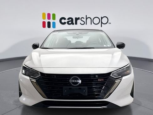 Used 2024 Nissan Sentra SR w/ SR Premium Package FWD image 8