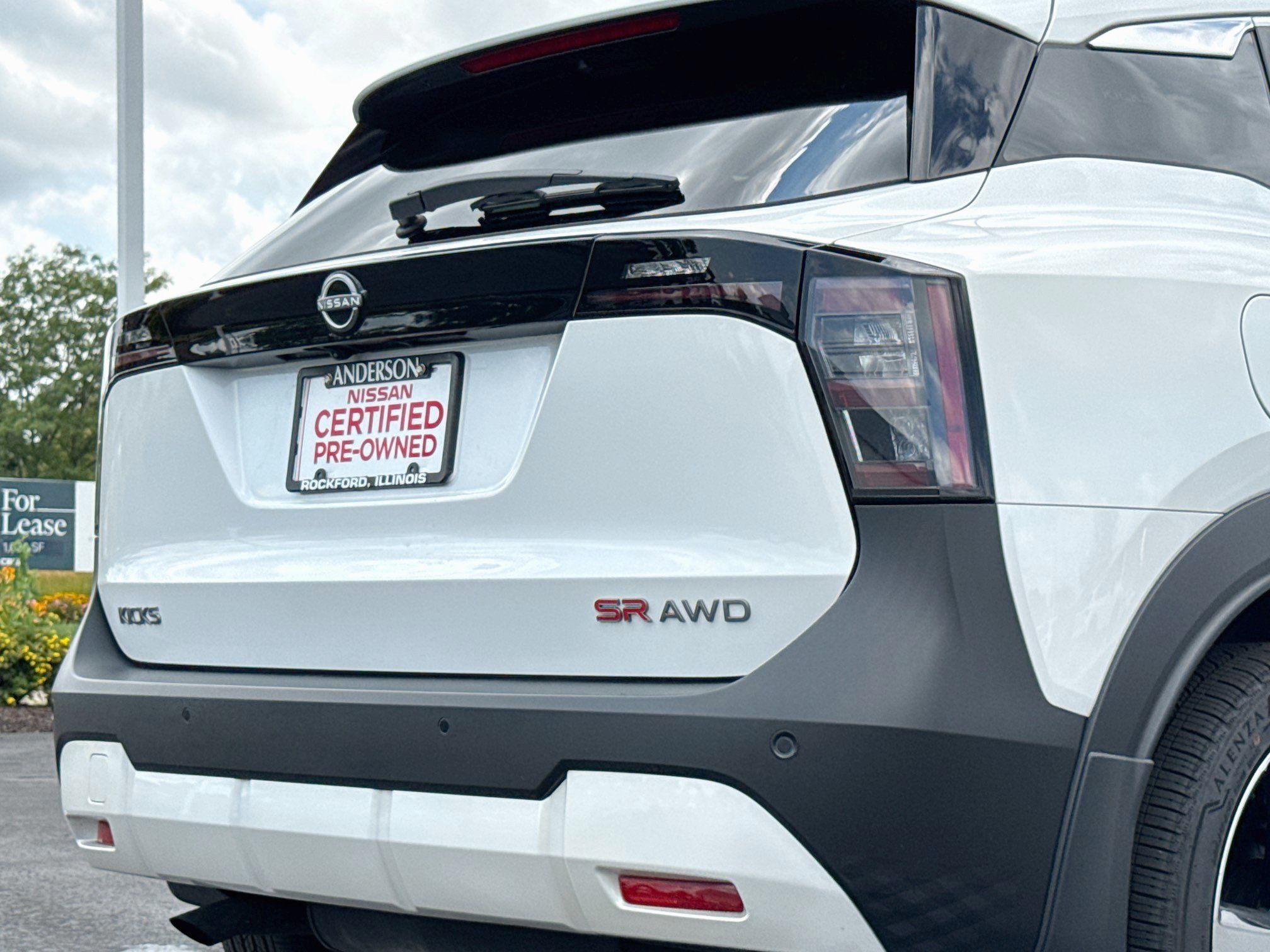 Certified 2025 Nissan Kicks SR AWD/4WD image 6