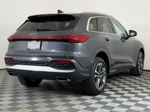 Certified 2025 Audi Q5 Premium w/ Convenience Package AWD/4WD image 9