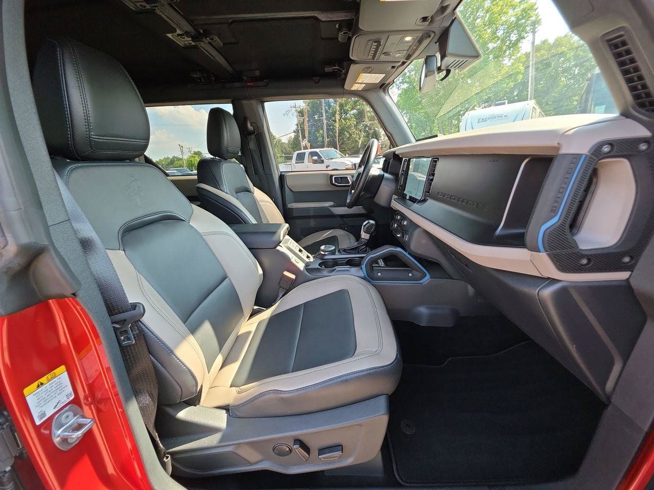 Used 2022 Ford Bronco Wildtrak AWD/4WD image 8