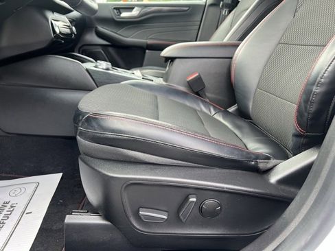 Used 2023 Ford Escape ST-Line w/ Tech Pack #1 image 22