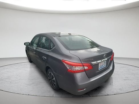 Used 2015 Nissan Sentra SV FWD image 10