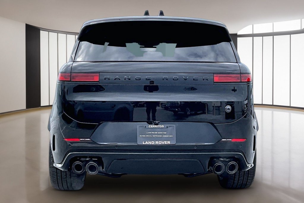 New 2027 Land Rover Range Rover Sport SV AWD/4WD image 4